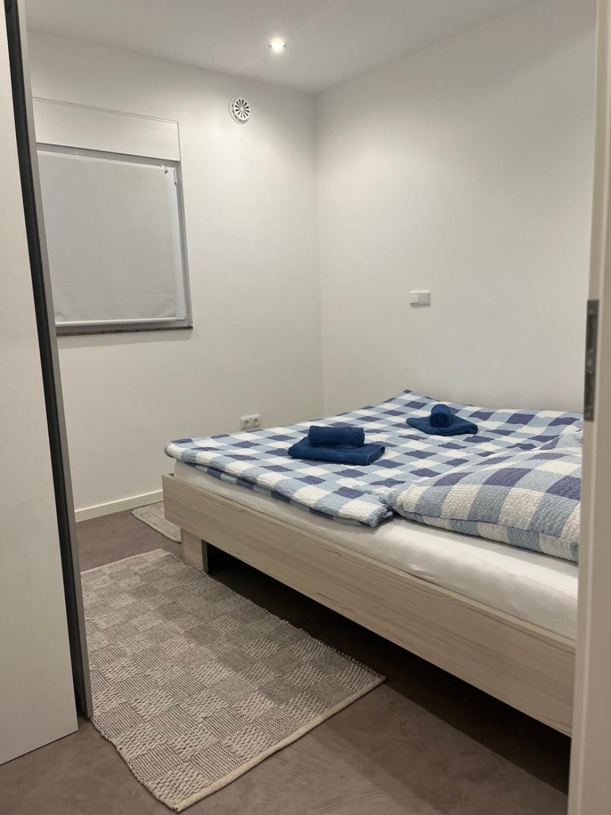 Sinisa Apartman Vir Exteriér fotografie