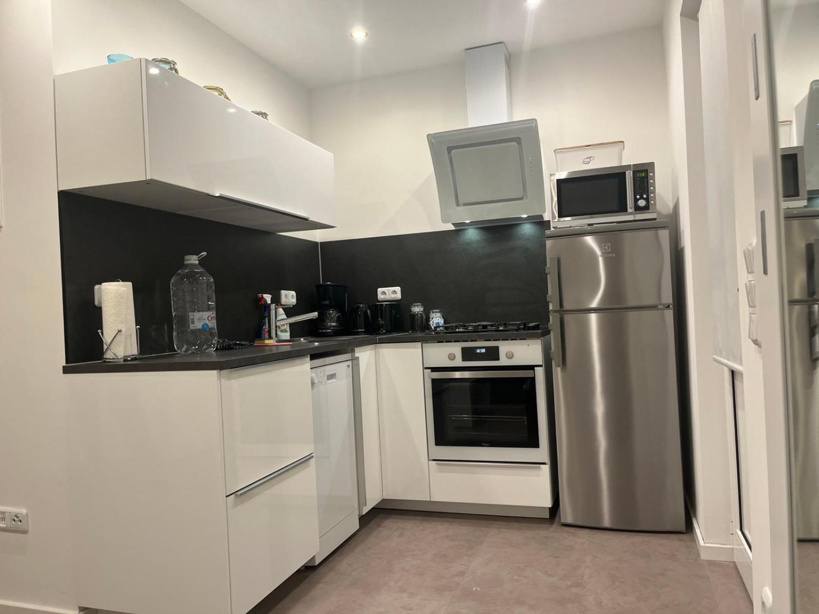 Sinisa Apartman Vir Exteriér fotografie