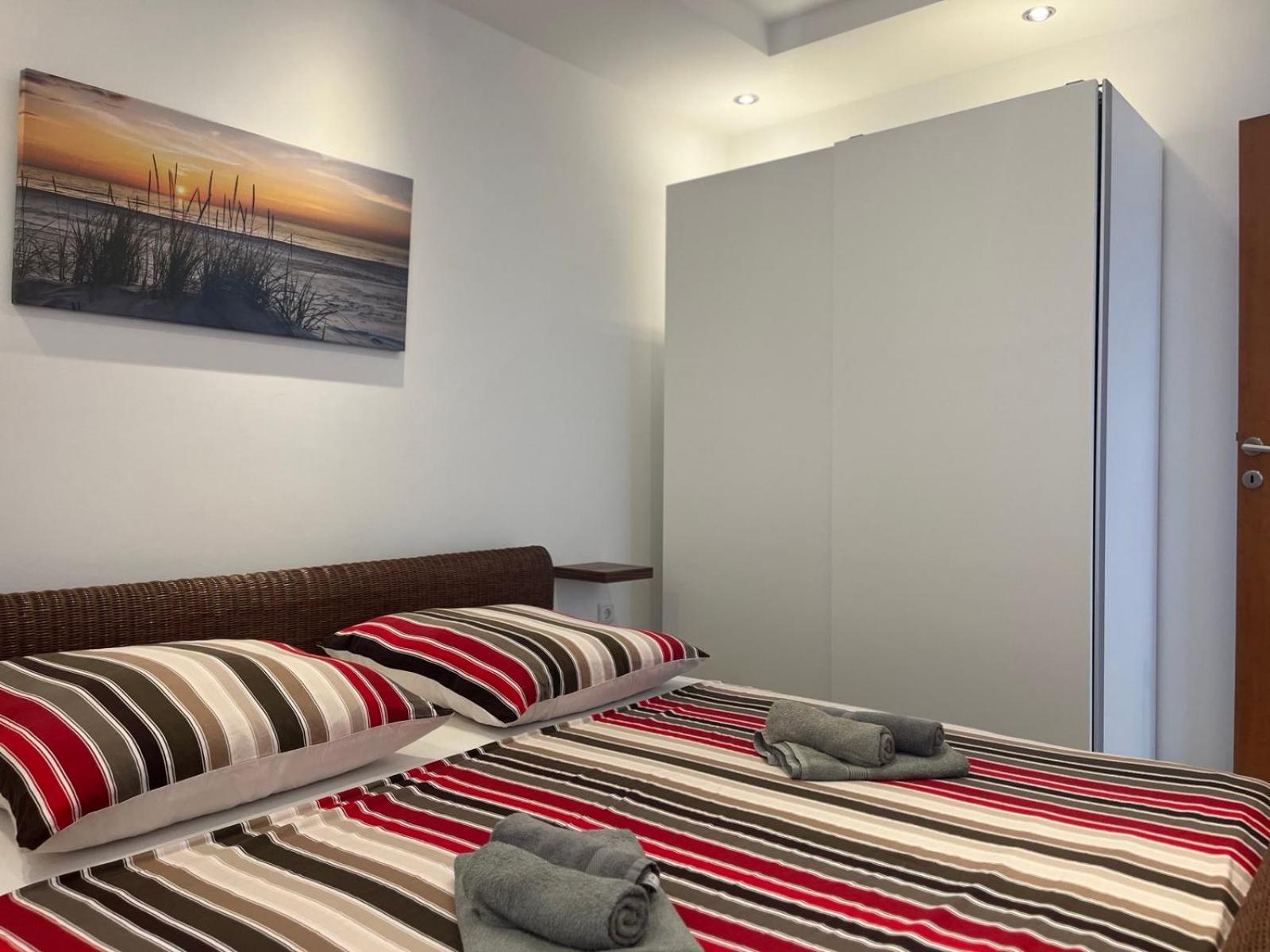 Sinisa Apartman Vir Exteriér fotografie