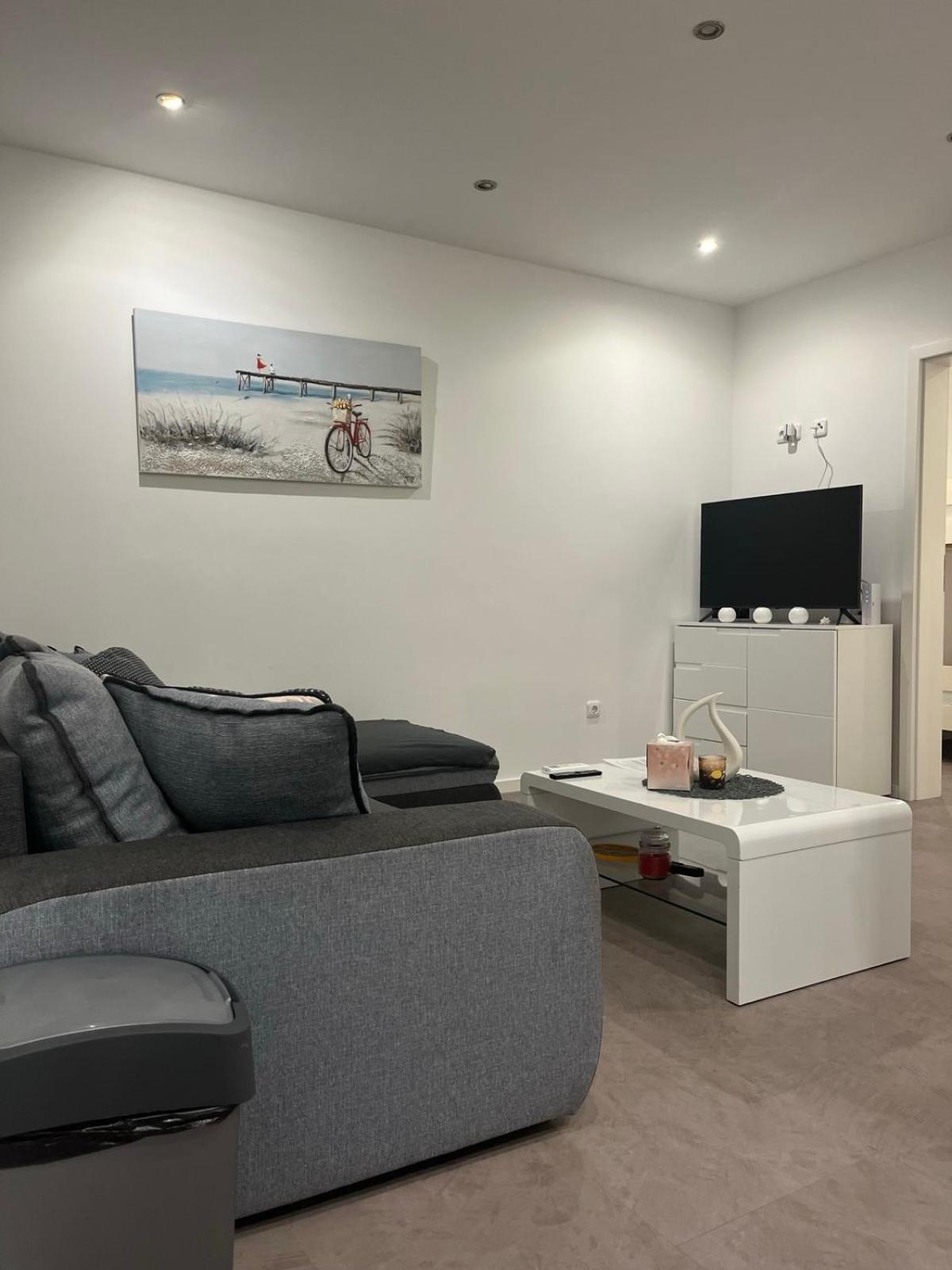 Sinisa Apartman Vir Exteriér fotografie