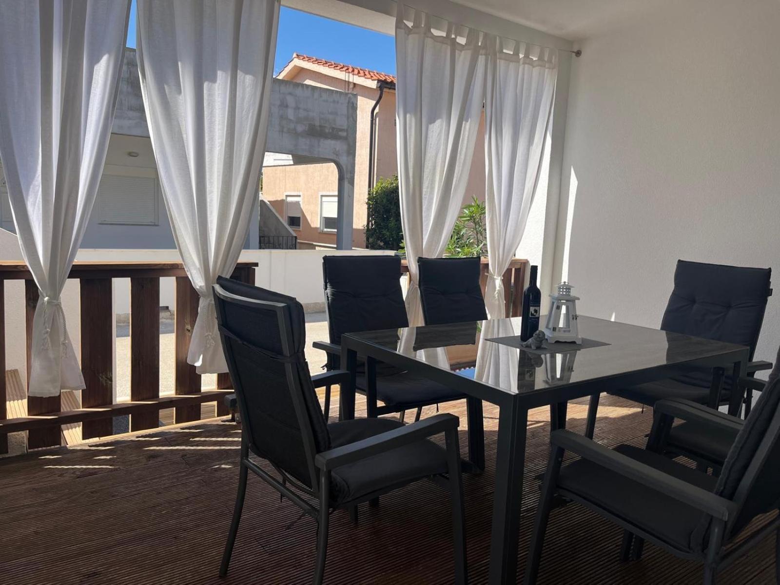 Sinisa Apartman Vir Exteriér fotografie